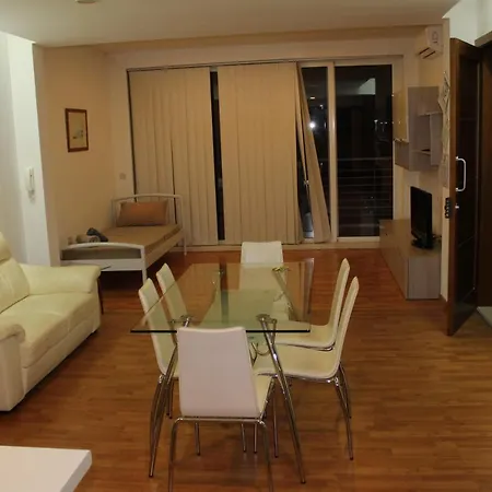 Let Me Host -sliema Waterfront Apartment