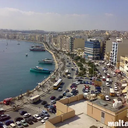 Let Me Host -sliema Waterfront Lejlighed Sliema