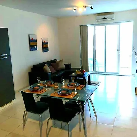 Let Me Host -sliema Waterfront דירה סליאמה