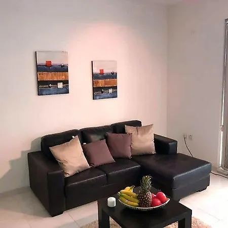 Let Me Host -sliema Waterfront *